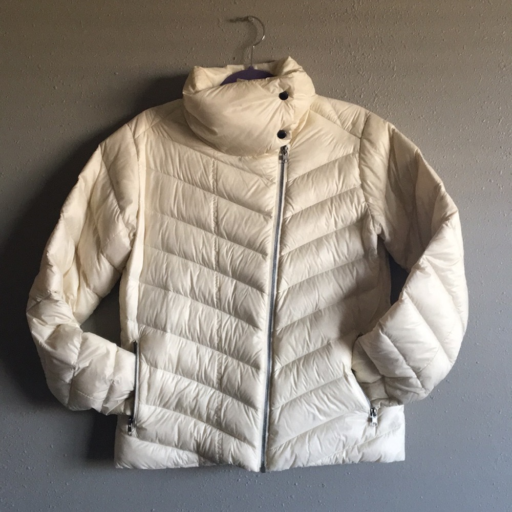 Ivory Patagonia Goosedown Coat